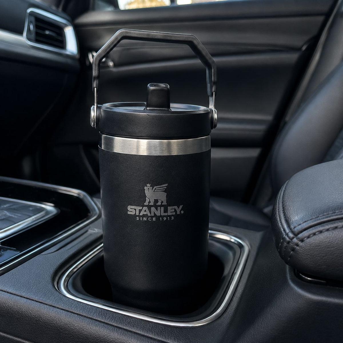 Vaso Térmico de 900 ml con Asa Superior y Sorbito